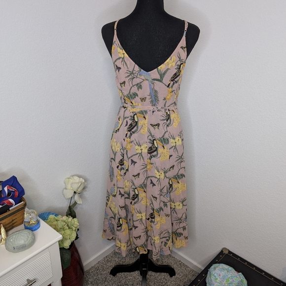 Reformation aero dress in conga - Picture 4 of 7